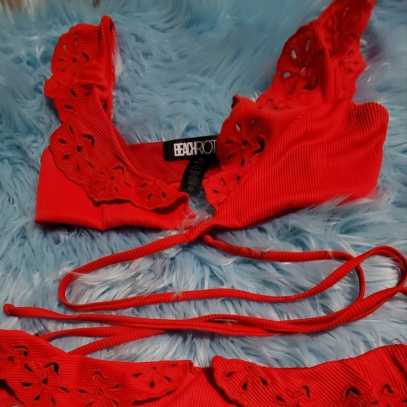Beach Riot bikini set - Picture 4 of 5